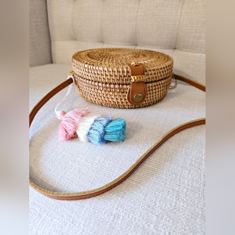 Elegant Round Woven Rattan Bag with Leather Strap and Tassel Charm